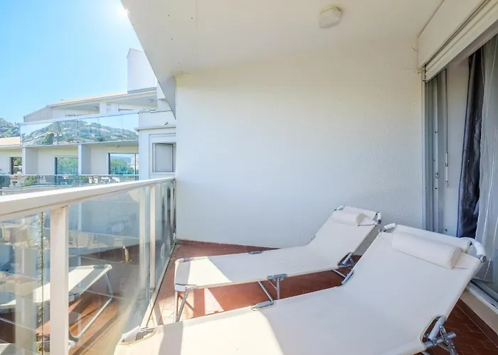 Center Sea And Sky Apartment *