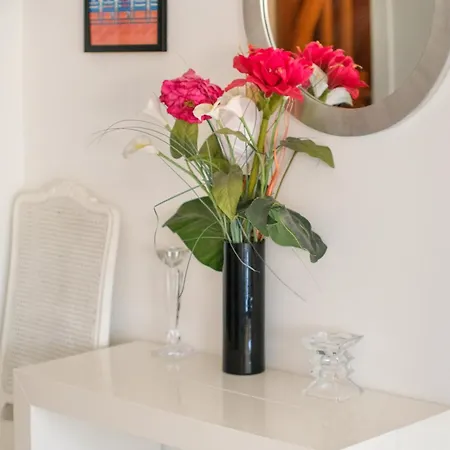 Апартаменты Center Sea And Sky *