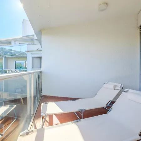 Center Sea And Sky Апартаменты *